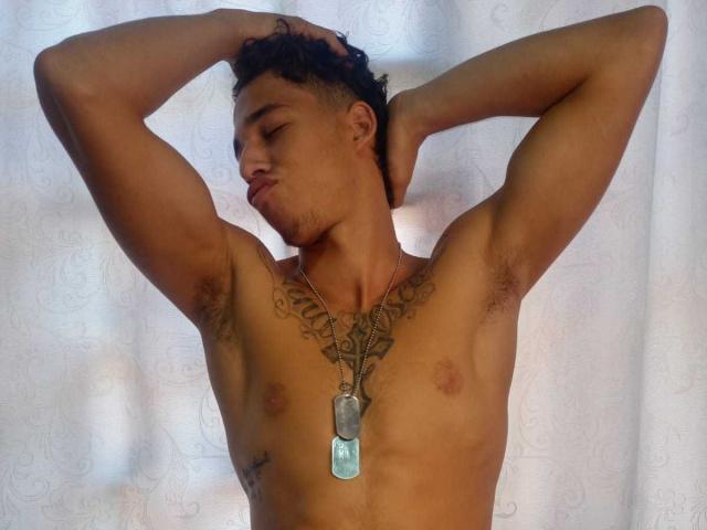 JackWilliam - Live porn &amp; sex cam - 19772530