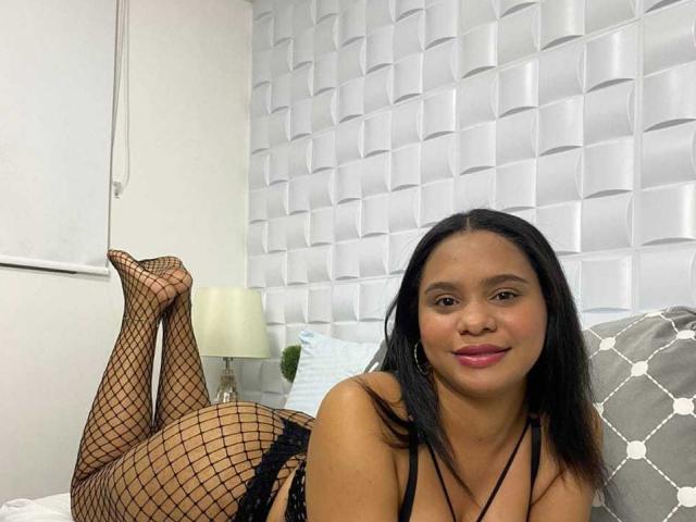 ReeseDamis - Live porn &amp; sex cam - 19775118