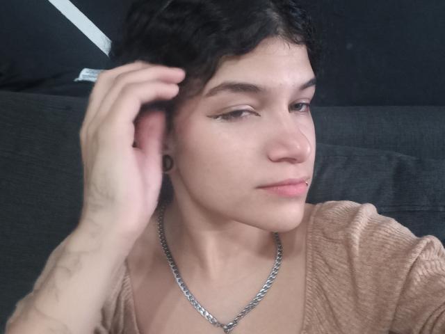 WendyBeckerX - Live sex cam - 19776394