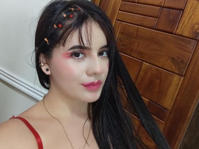 Brianda - Live sex cam - 19778374