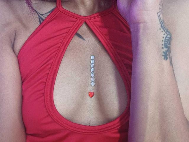 LisaAnderson - сексуальная веб-камера в реальном времени - 19778534