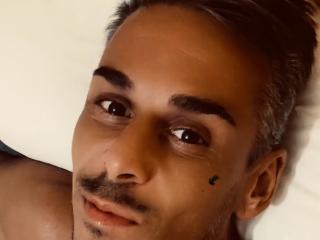 EnzoLopez - Live porn &amp; sex cam - 19779786