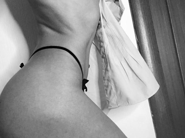 Julaiya - сексуальная веб-камера в реальном времени - 19780186