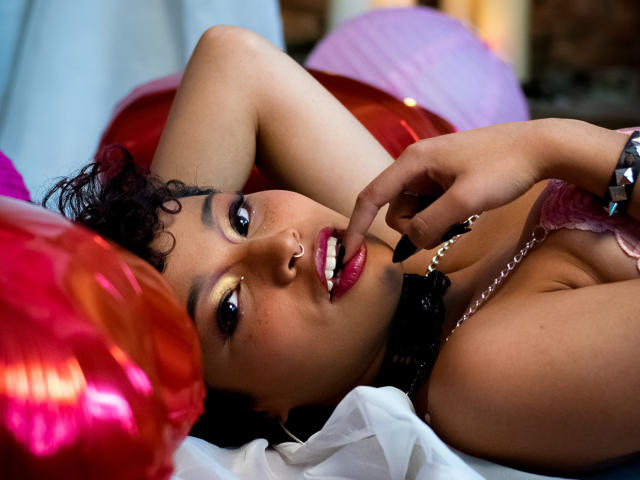 ZoeStella - Live porn &amp; sex cam - 19784406