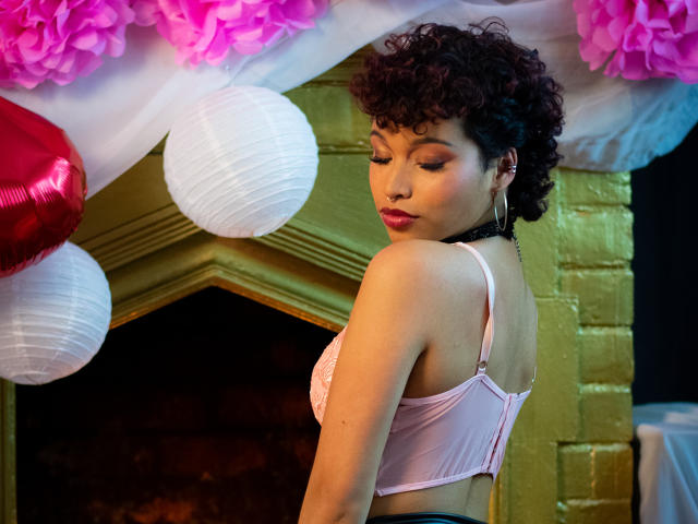 ZoeStella - Live sexe cam - 19784414