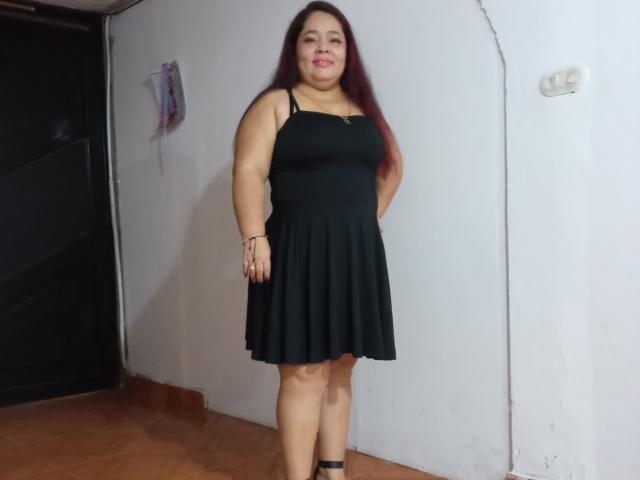 LuciaAndrade - сексуальная веб-камера в реальном времени - 19784994