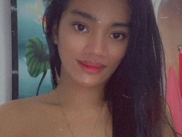 SevenInchesCockTS - Live porn &amp; sex cam - 19795518