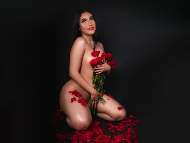 SeleneJames - פורנו בשידור חי ומצלמת סקס - 19798138