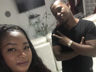 GabbyAndBrend - сексуальная веб-камера в реальном времени - 19800674