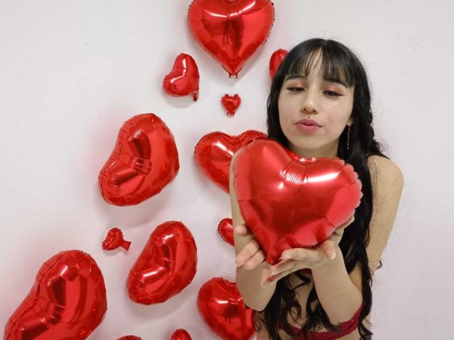 KrisMills - сексуальная веб-камера в реальном времени - 19804202