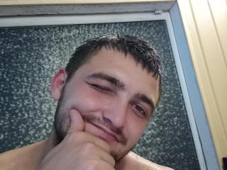 ArnoldDesire - Sexe cam en vivo - 19806566