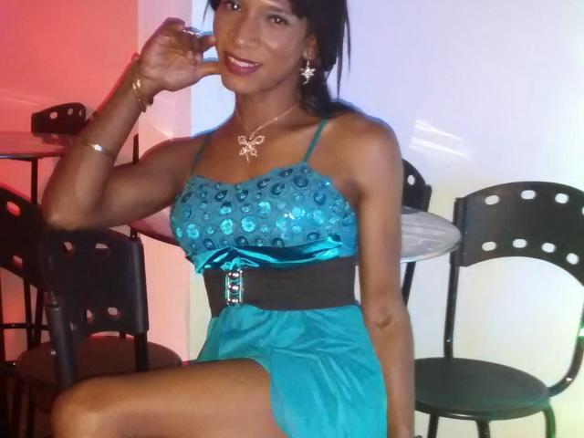 VannessaHotTS - Sexe cam en vivo - 19808298