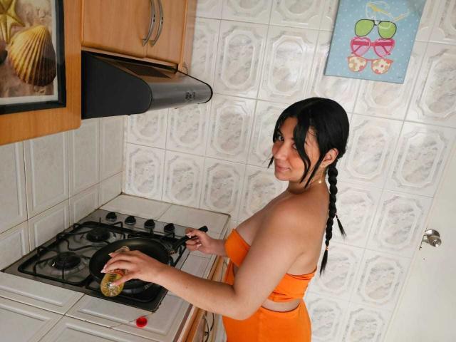 QueenVaness - Live porn &amp; sex cam - 19811174