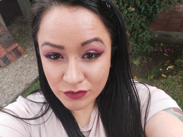 LucianaDiazz - 라이브 포르노 &amp; 섹스 캠 - 19811782