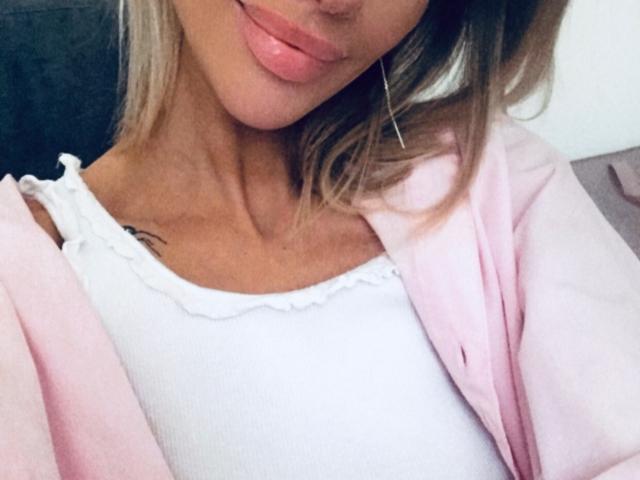 Julaiya - פורנו בשידור חי ומצלמת סקס - 19813166