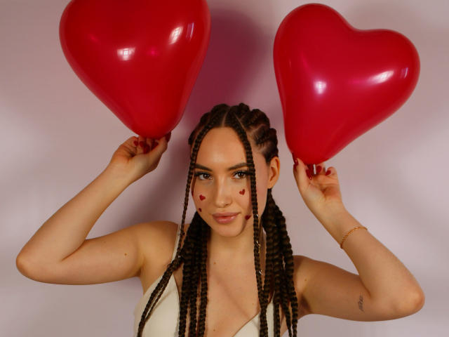 AuroraFiore - сексуальная веб-камера в реальном времени - 19814006