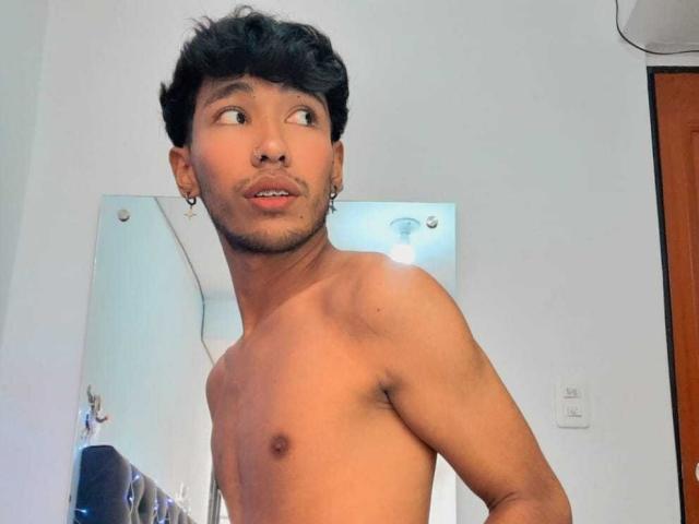 TwinkleCameron - Live porn &amp; sex cam - 19815886