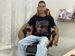 JhonnyHanks - Live porn &amp; sex cam - 19816210