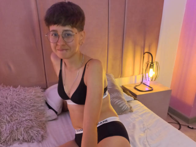 AlexSmiith - сексуальная веб-камера в реальном времени - 19818438