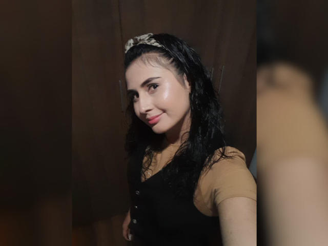 FrancheskaPierce - Live porn &amp; sex cam - 19819130