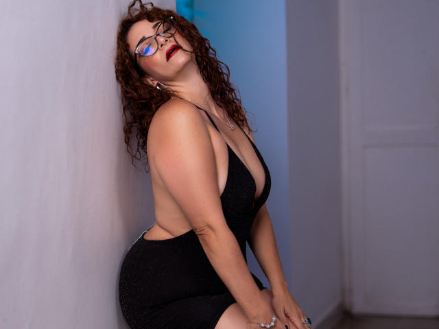 ScarletthVega - Live sex cam - 19821886