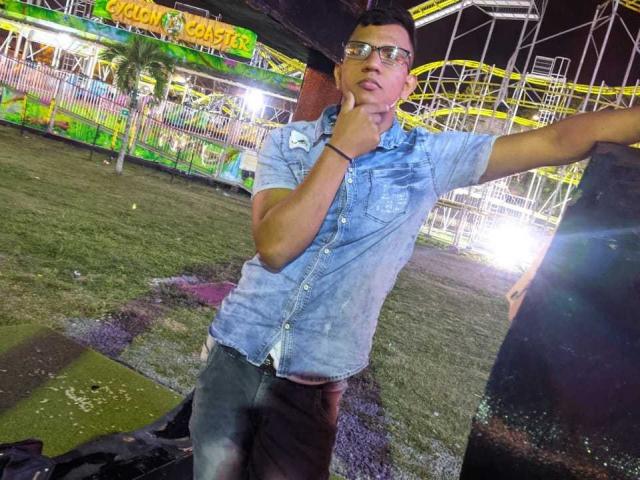 AbelBigCock - сексуальная веб-камера в реальном времени - 19822122