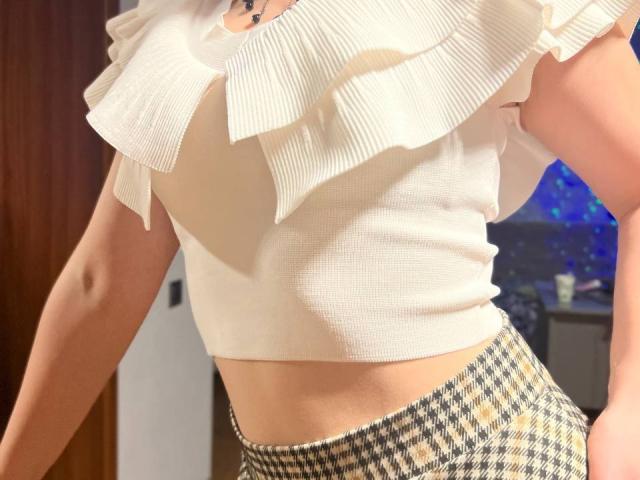 MoulineLady - Live porn &amp; sex cam - 19825658