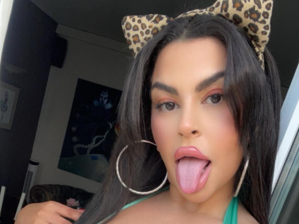 Nabilla69 - Live porn &amp; sex cam - 19829190