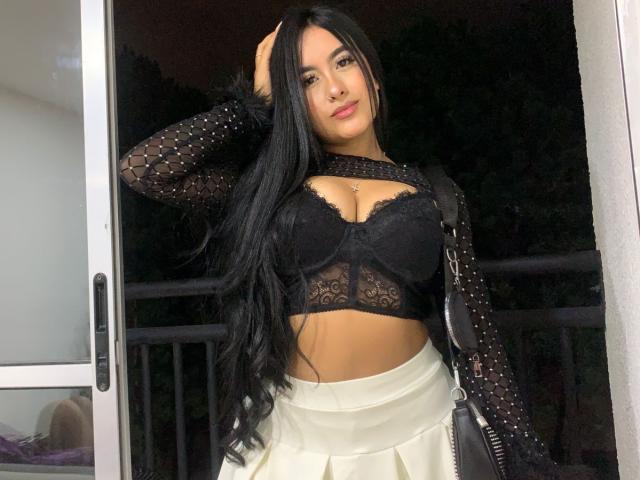 DaphneRousse - Live porn &amp; sex cam - 19829726