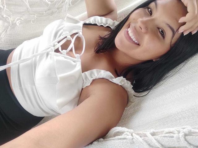 LizzyBush - ライブポルノ&amp;セックスカム - 19831570