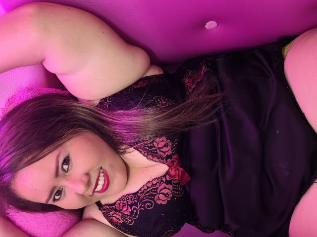 NahomiWillsX - Live porn &amp; sex cam - 19833682