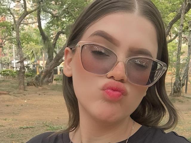 KimSummer - Live porn &amp; sex cam - 19837414