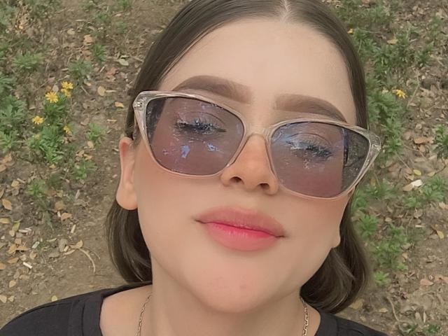 KimSummer - Live porn &amp; sex cam - 19837418