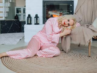 EvelinaSnow - Live porn &amp; sex cam - 19843454