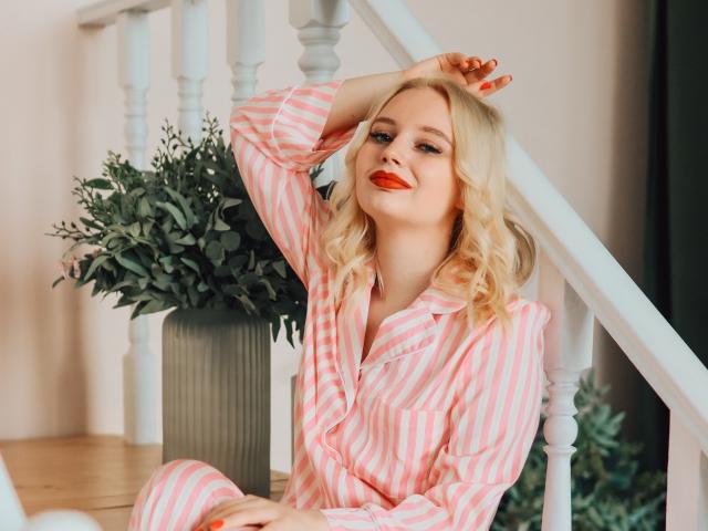 EvelinaSnow - Live porn &amp; sex cam - 19843474