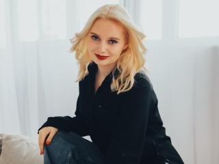 EvelinaSnow - Live porn &amp; sex cam - 19843714