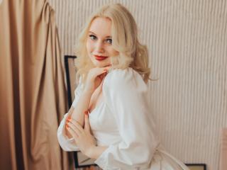 EvelinaSnow - Live porn &amp; sex cam - 19843954