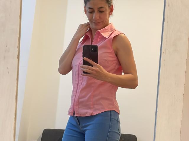 RobertaWood - Live porn &amp; sex cam - 19846198