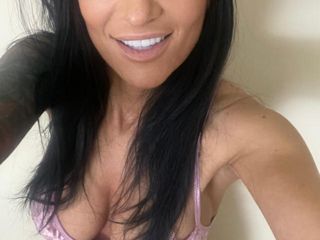 AndraD - Live sex cam - 19849386