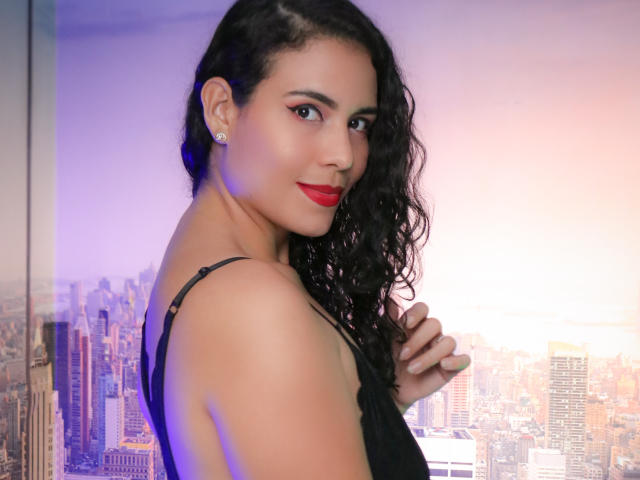 DavinaWalkers - Live porn &amp; sex cam - 19849746