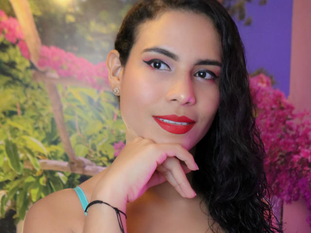 DavinaWalkers - Live porn &amp; sex cam - 19849922