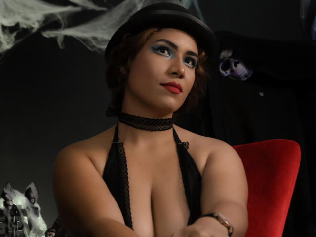 DavinaWalkers - Live porn &amp; sex cam - 19850246