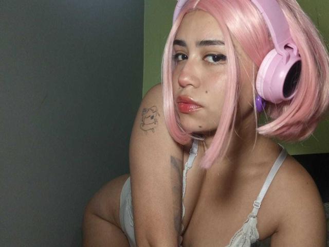 AnniEvans - Live porn &amp; sex cam - 19850914