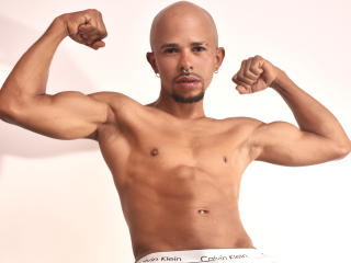 RandalRyu - Sexe cam en vivo - 19851910