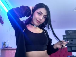 KilyeBlue - Live porn &amp; sex cam - 19856330