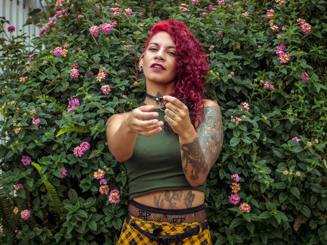 AlessiaPrime - Live porn &amp; sex cam - 19859522