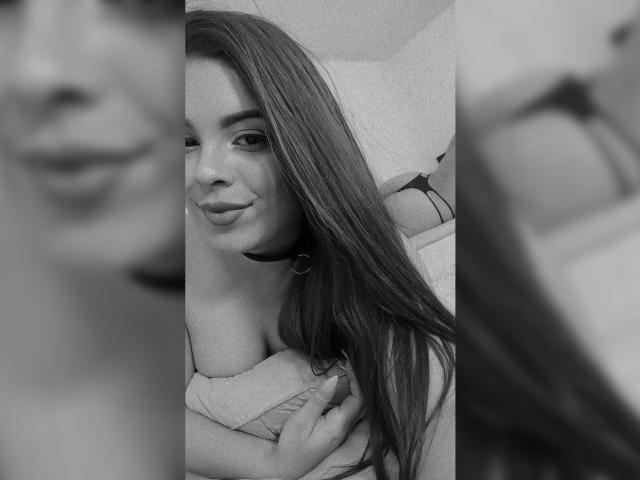 SelenaTyler - Live porn &amp; sex cam - 19860878