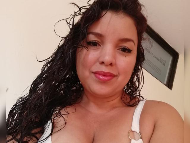 KatyArias - Live porn &amp; sex cam - 19862998