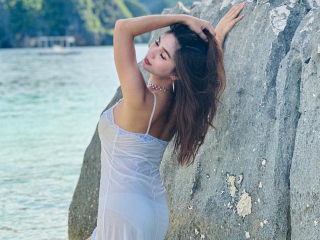 AnnaMedinaTS - Live porn &amp; sex cam - 19866494