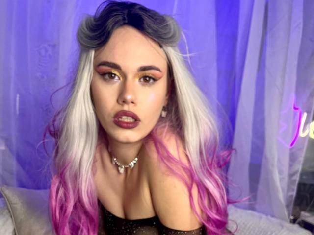 NikiAndLarisa - сексуальная веб-камера в реальном времени - 19870194